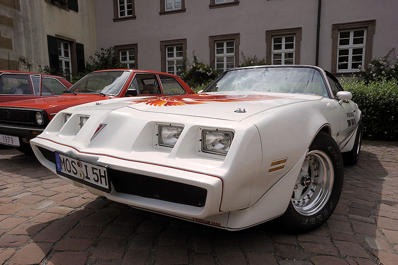 Pontiac_a.jpg