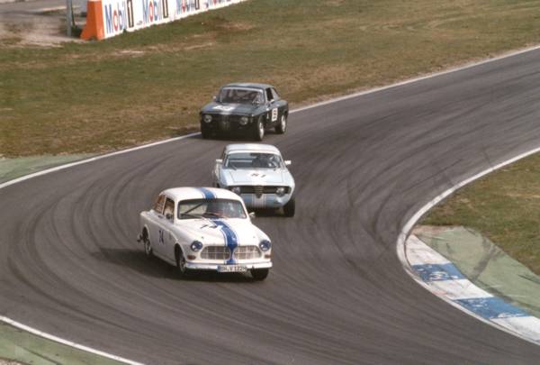 Volvo 122 und Alfas