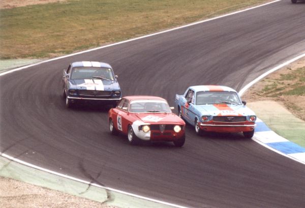 Alfa GTA, Ford Mustang 
