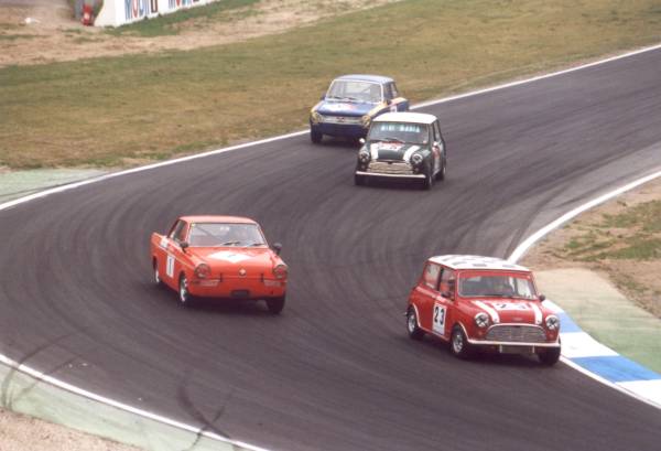 Mini Cooper, BMW 700, Glas