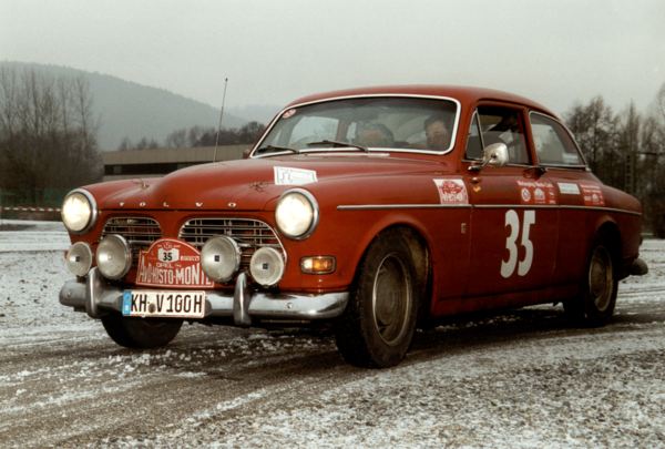 Volvo 122