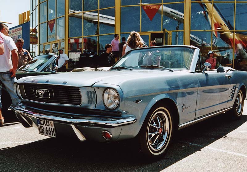 FordMustang08_2_23.jpg