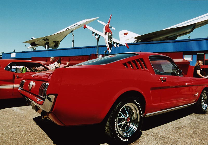 FordMustang08_2_26.jpg