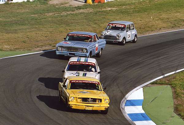 Mustang BMW Falcon Mini