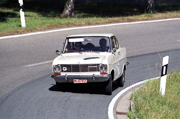 Opel_Kadett_77.jpg