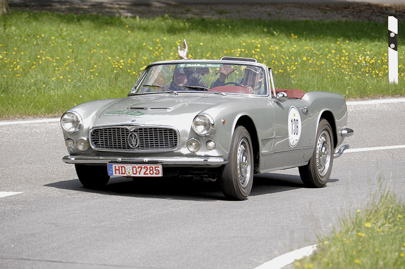 Maserati_136a.jpg