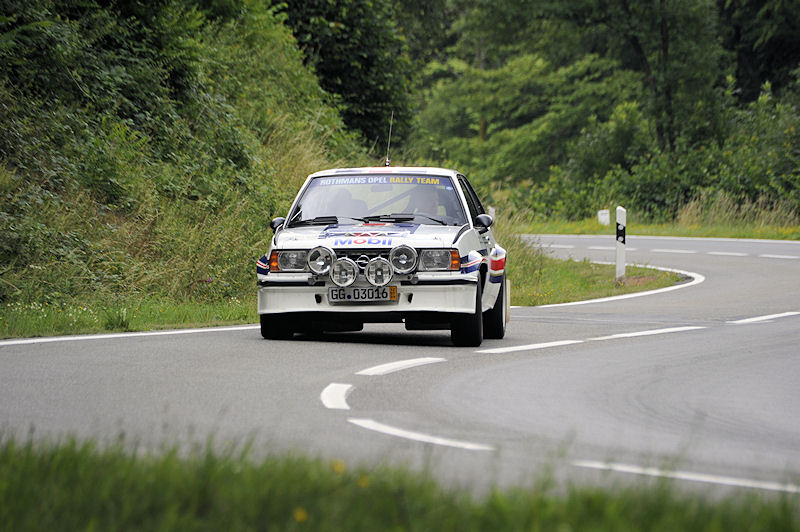 Opel_4a.jpg