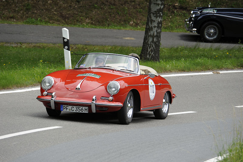 Porsche_113a.jpg