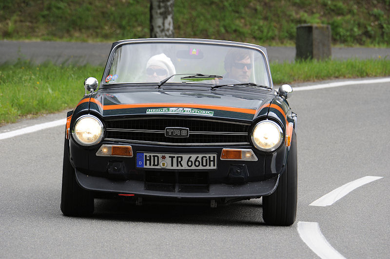 Triumph_71a.jpg