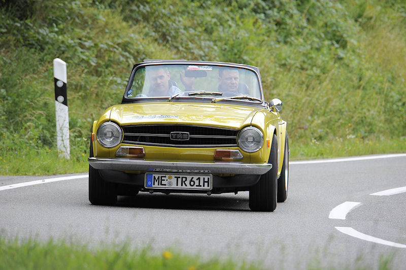 Triumph_73a.jpg