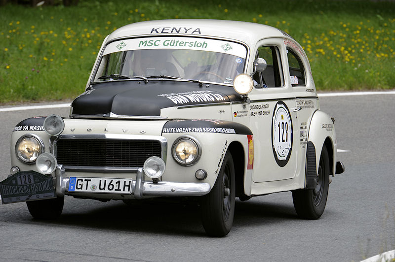 Volvo_128a.jpg