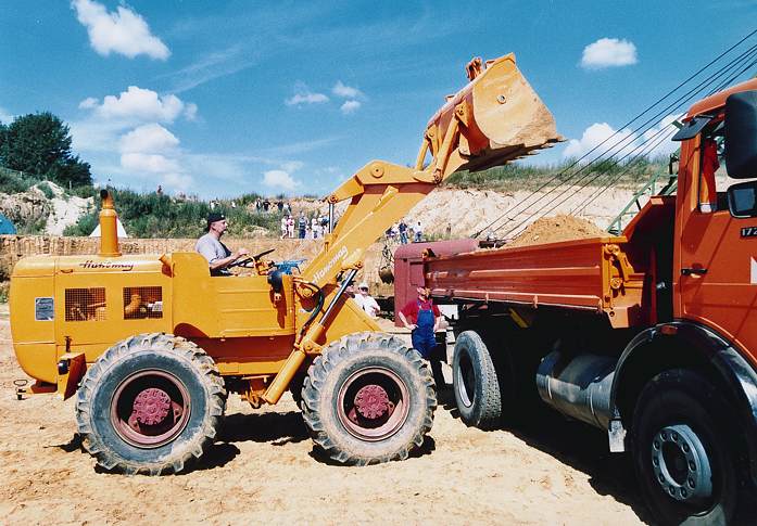 HanomagRadlader1.jpg