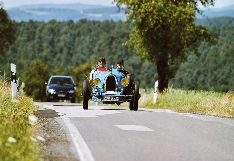 Bugatti1.jpg