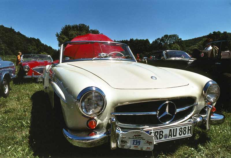 Mercedes190SLSchirm.jpg