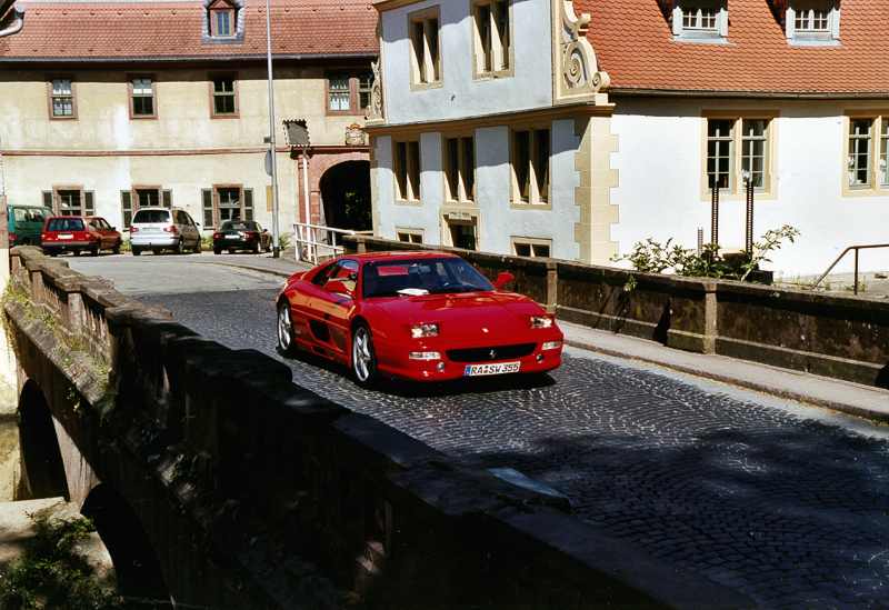 Ferrari7.jpg