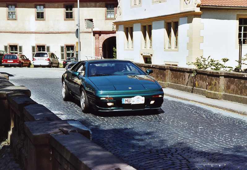 LotusEsprit2.jpg