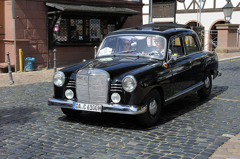 Mercedes_156b.jpg