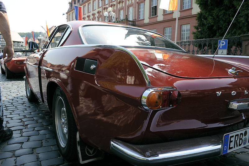 Volvo_188c.jpg