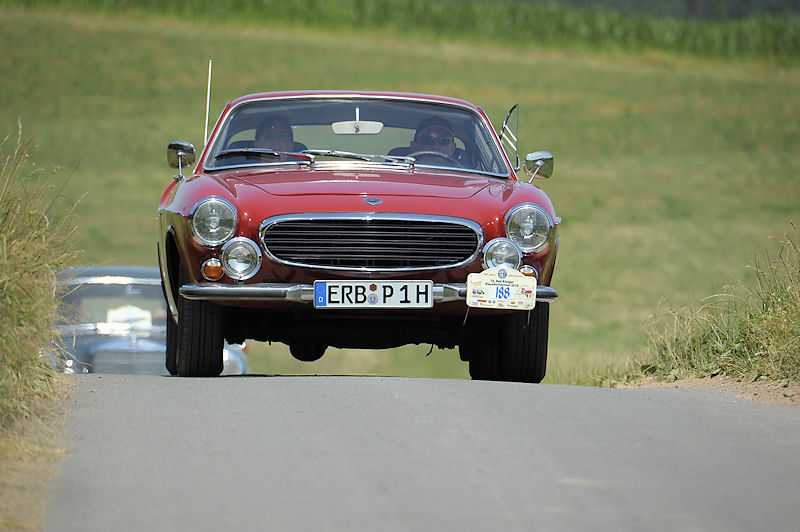 Volvo_188a.jpg