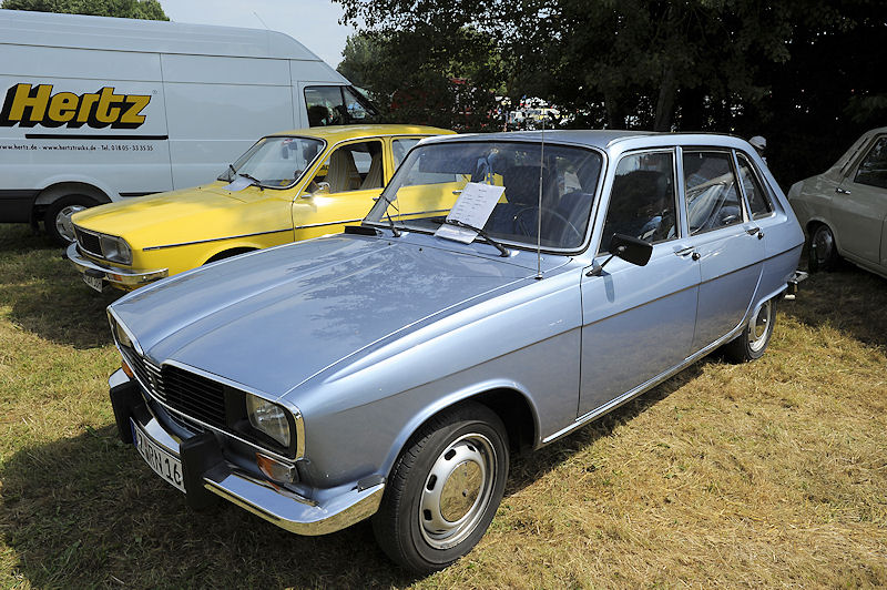RenaultR16_Kurparka.jpg