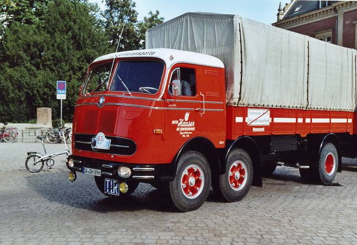 Mercedes5b.jpg