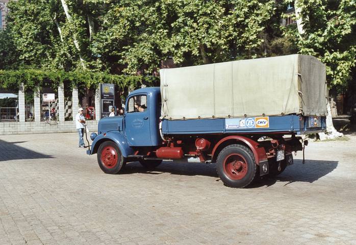 Mercedes9a.jpg