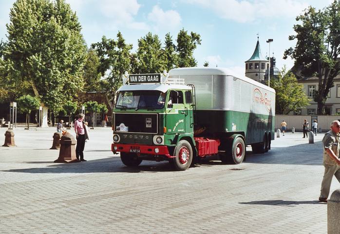 Volvo1b.jpg
