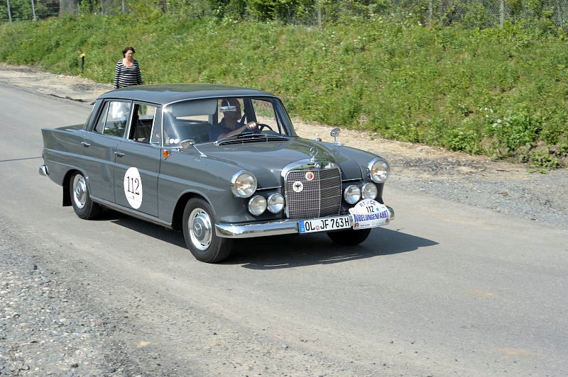 112a_Mercedes.jpg