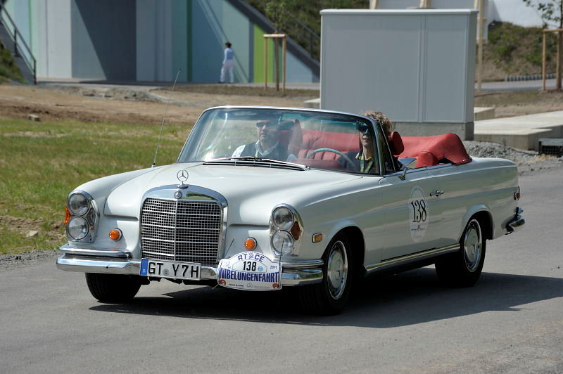 138a_Mercedes.jpg