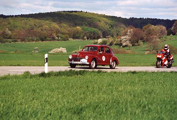 Peugeot203_81.jpg