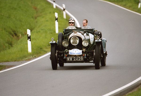 BentleyLeMans_1.jpg