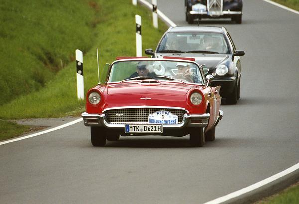 FordThunderbird_6.jpg