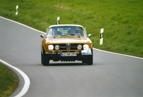 AlfaRomeo1750_37.jpg
