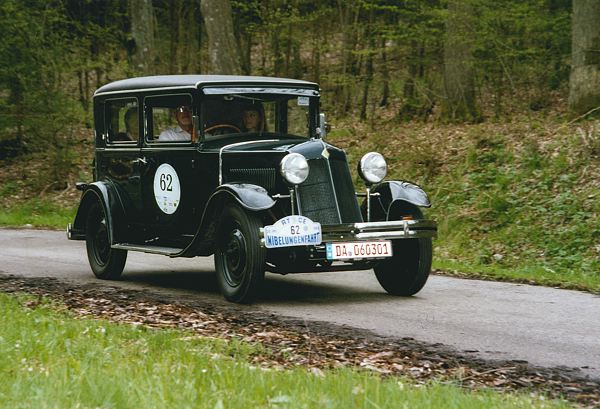 RenaultMonasix_62a.jpg
