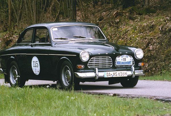 Volvo122_115.jpg