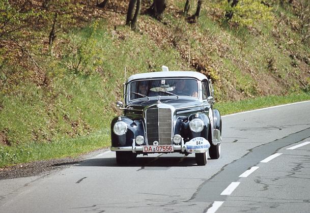 Mercedes 220