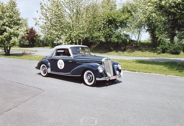 Mercedes 220