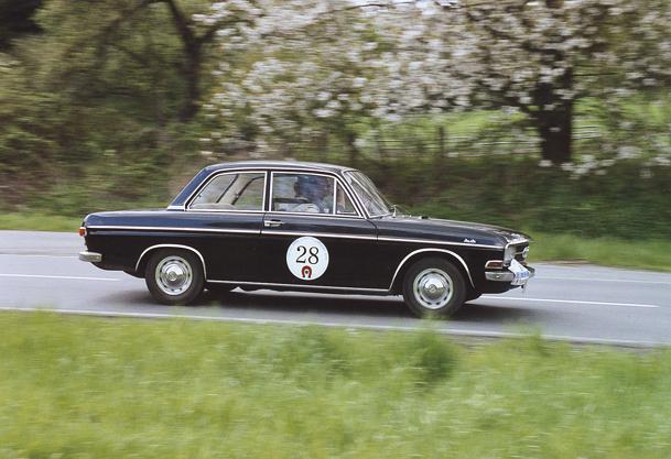 Audi 90