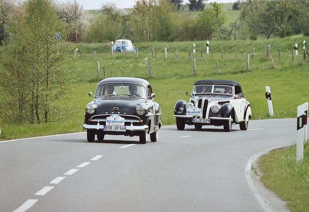 Opel Olympia und BMW 328