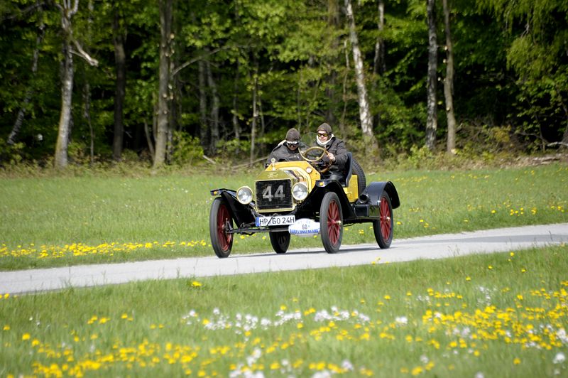 FordSpeedster_60a.jpg