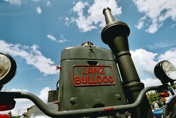LanzBulldogKamin.jpg