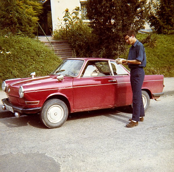 BMW700.jpg