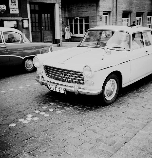 Peugeot404.jpg