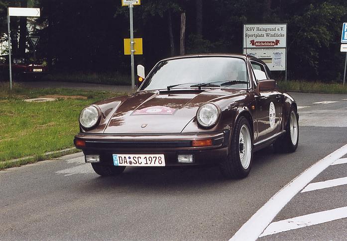 Porsche911a.jpg
