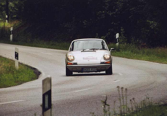 Porsche911b.jpg