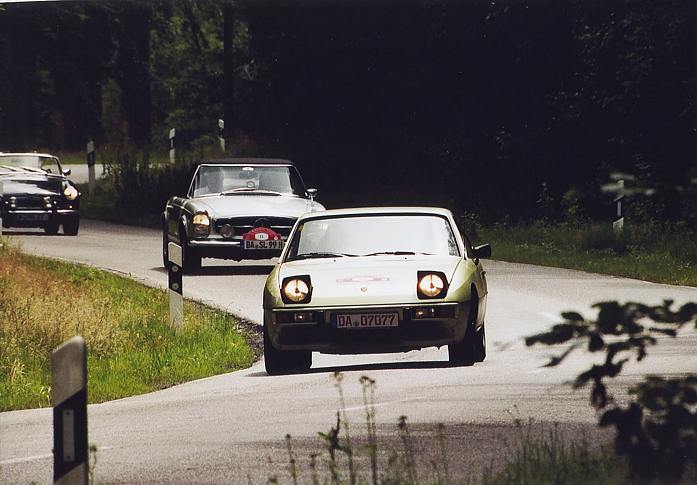 Porsche924.jpg