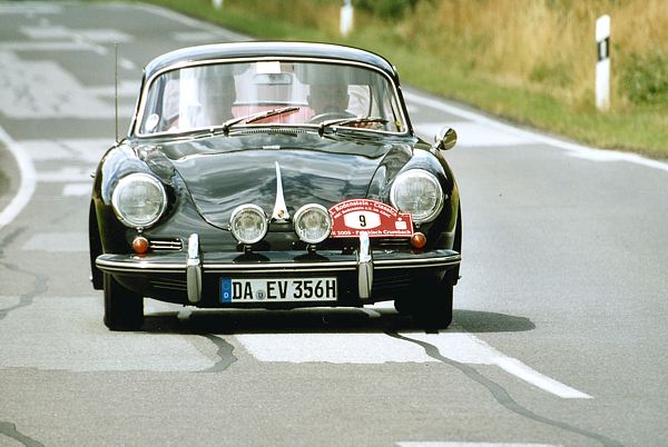 Porsche_9.jpg