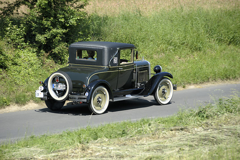 Chevrolet_35_b.jpg