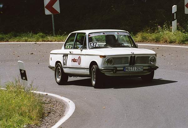 BMW 2002 137