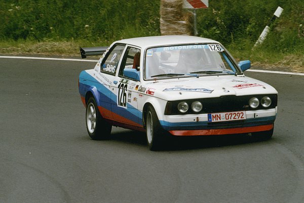 BMW_126.jpg